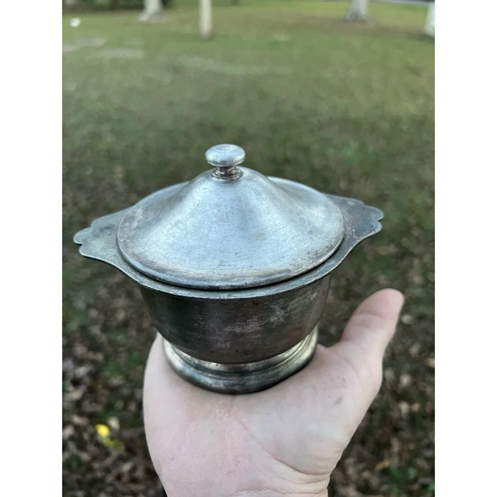 Victor S Co. Sterling Silver Soldered Sugar Bowl with Lid No Monogram Vintage